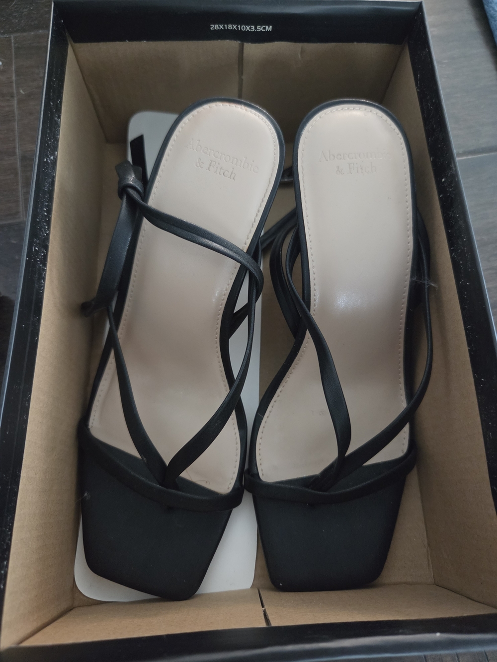 Abercrombie & Fitch Women's Black Strappy Square-Toe Heels